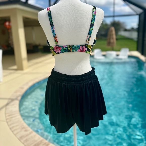 Aqua Eve, Underwire Push Up Bikini Top W/ Butterfly Swim Skorts, Size L - Picture 4 of 13